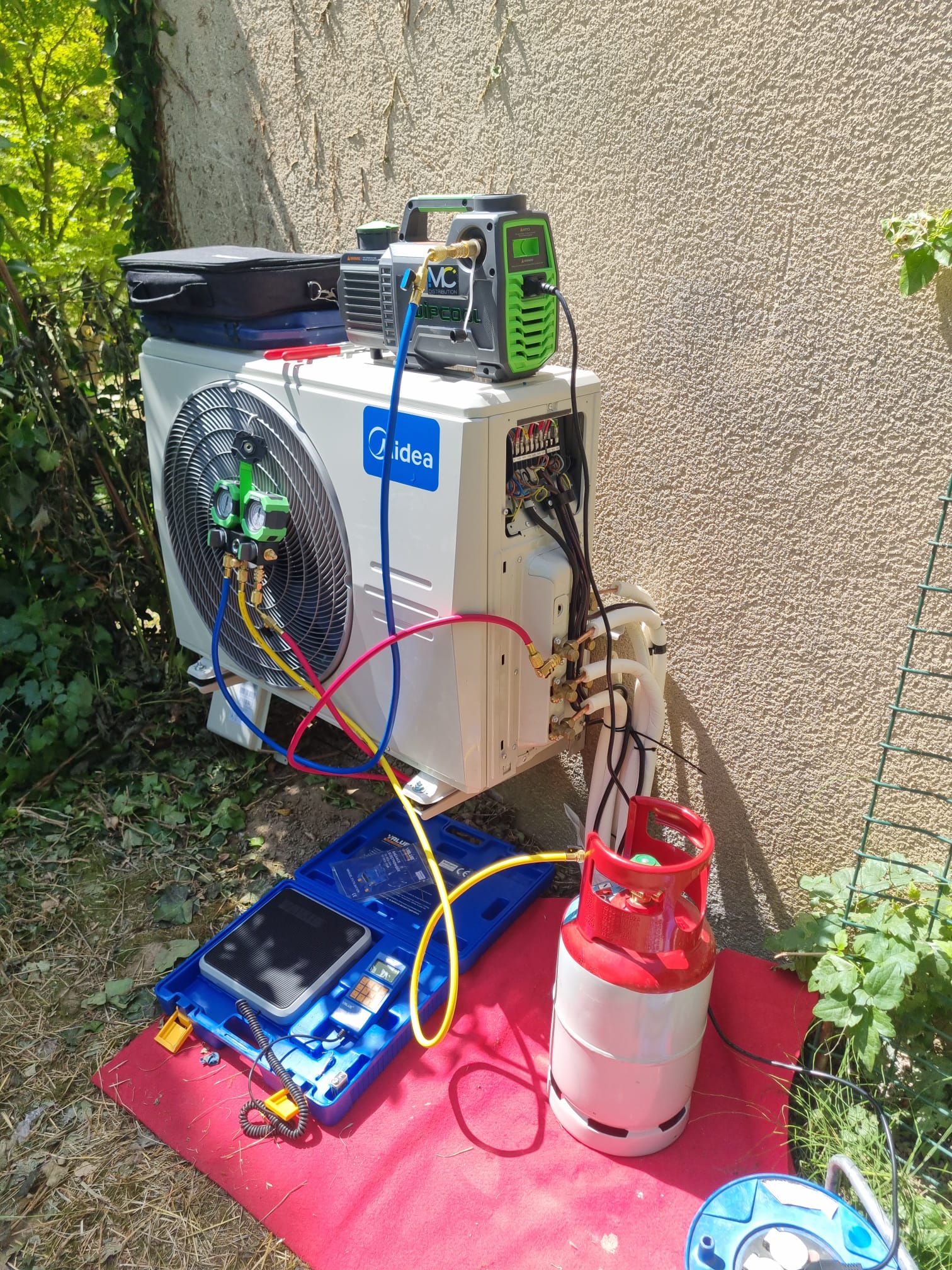 Service Image
